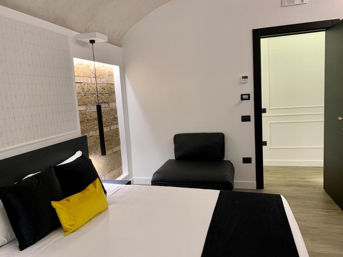 Couette-café Toledo Boutique Naples